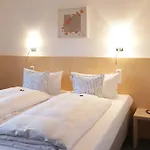 Stadthotel Am Buehnenhaus 3*