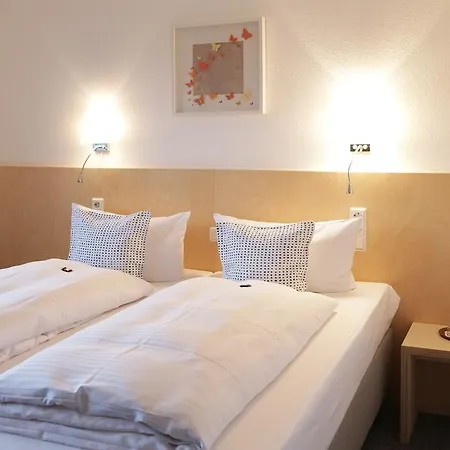 Stadthotel Am Buehnenhaus 3*