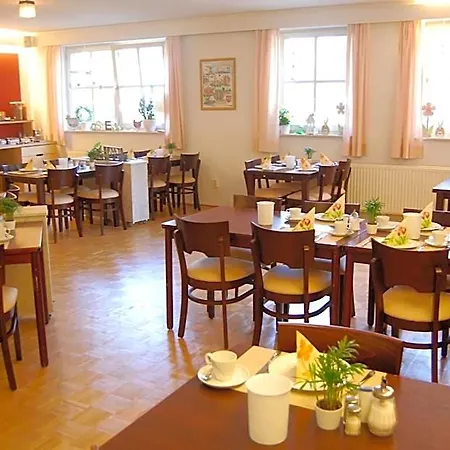 Stadthotel Am Buehnenhaus Hotel 3*