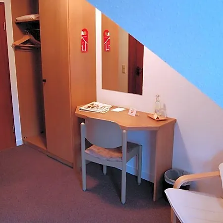 Stadthotel Am Buehnenhaus 3*