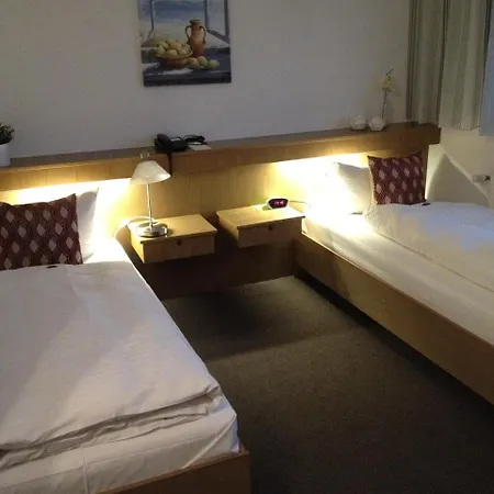 Stadthotel Am Buehnenhaus 3*