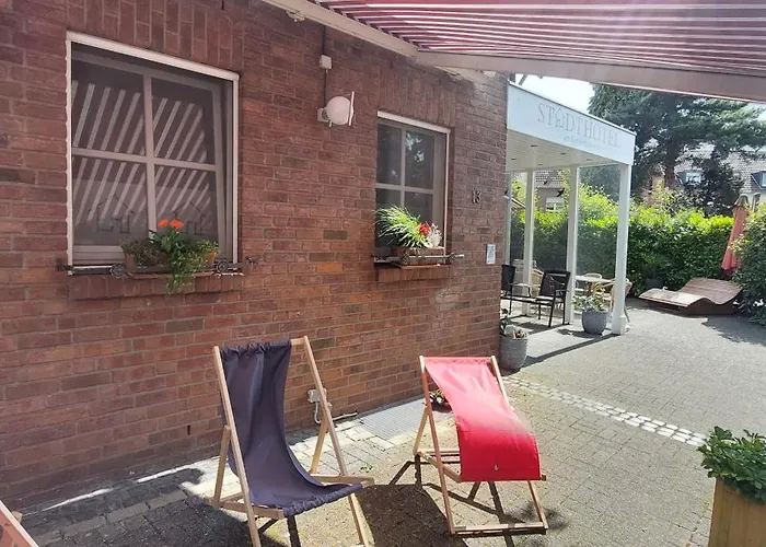 阿姆布奈豪斯斯塔德酒店 3* 凯沃拉尔