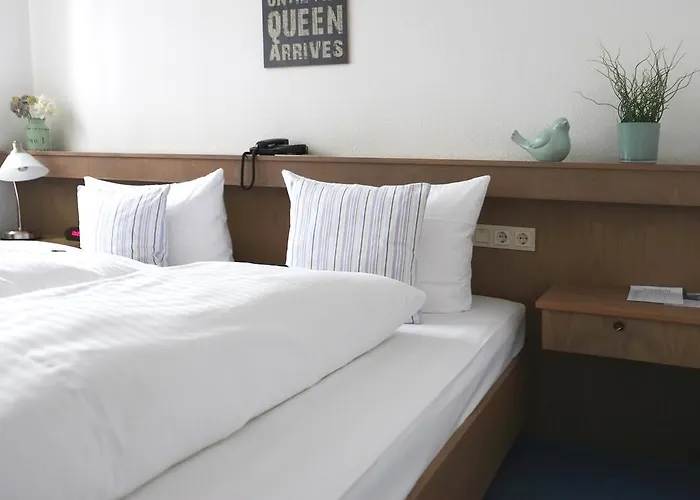 阿姆布奈豪斯斯塔德酒店 3* 凯沃拉尔