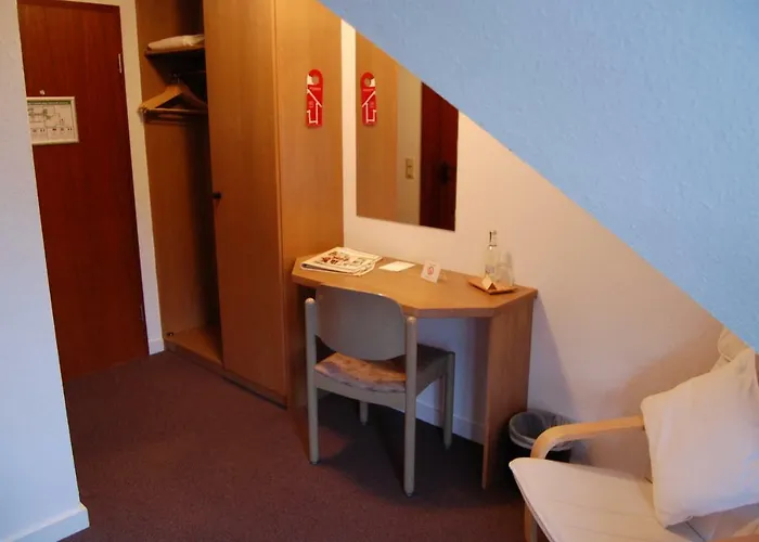 阿姆布奈豪斯斯塔德酒店 凯沃拉尔