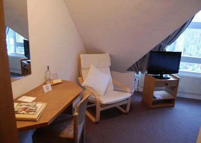 阿姆布奈豪斯斯塔德酒店 凯沃拉尔